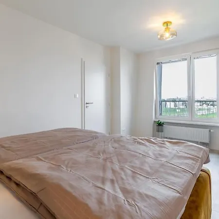 Cozy Near Centrum And Airport 布拉迪斯拉发