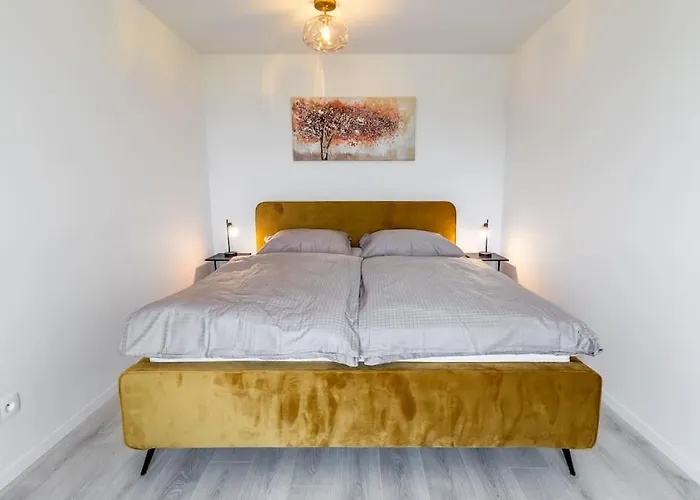 Cozy Near Centrum And Airport Pressburg