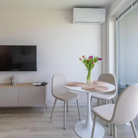 아파트 Cozy Near Centrum And Airport 브라티슬라바